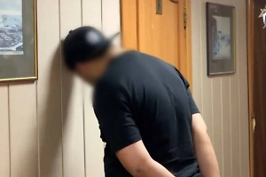 Появилось видео задержания сутенёров, похищавших россиянок для проституции