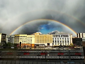 В Москве заметили двойную радугу после «слепого» дождя
