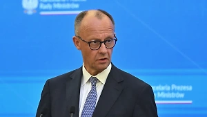 Канцлер ФРГ вслед за Зеленским призвал Путина объявить перемирие перед переговорами