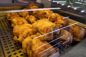 Из Белоруссии в Россию привезли курицу и сыр с кишечной палочкой