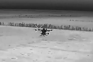 Появилось видео эпичной дуэли российского дрона с украинской «Бабой-Ягой»