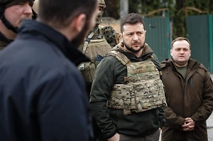 Во Франции заявили об испуге Зеленского, посмотревшего Парад Победы в Москве
