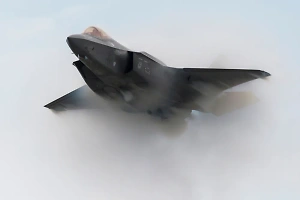 В Сети усомнились в подлинности фото первого сбитого над Ираном израильского F-35