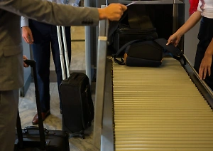 Багаж более 500 российских туристов потеряли во время перелёта из Антальи в Москву