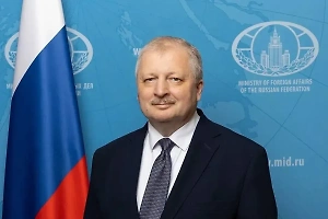 Посол РФ в США Дарчиев встретился с Трампом и вручил ему верительные грамоты 
