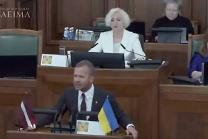 В Латвии допустили возбуждение дела против защищавшего русский язык депутата