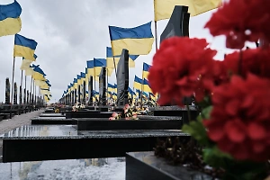 «По-христиански»: Мединский призвал Киев принять тела своих погибших в родительскую субботу