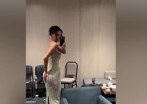 Роскошное платье Оксаны Самойловой разошлось по шву на Премии Муз-ТВ в самом неподходящем месте