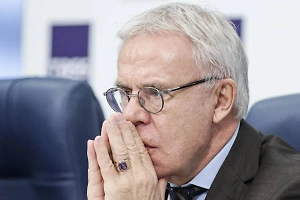 Фетисов назвал причину разгромного поражения игроков КХЛ от звёзд НХЛ