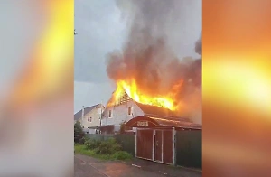 Молния ударила в жилой частный дом в Подмосковье