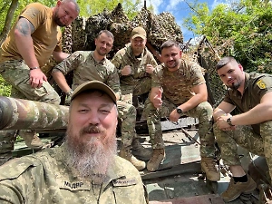 «Штыркнуть нас»: Комбат «Птиц Мадьяра» вышел на связь после удара по командирам ВСУ на совещании