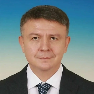 Сегодня важно не просто строить новые спортивные объекты, а по-умному использовать уже существующую городскую инфраструктуру. Именно поэтому я предлагаю запустить проект «Новые пространства спорта» — инициативу по адаптации заброшенных и неиспользуемых городских территорий под современные площадки для массового спорта.