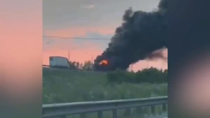 Семь машин загорелись в массовом ДТП на трассе М-4 «Дон» в Липецкой области