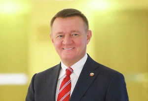 Роскошный особняк, где жила семья Старовойта, выставили на продажу в мае за баснословную сумму