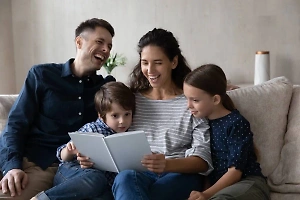 В Минздраве в День семьи рассказали Life.ru, как здорово быть женатым