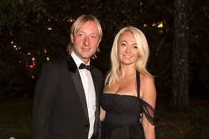 «Очень красивая»: Рудковская замахнулась на элитный подарок для своей семьи