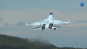 Российским асам передали новую партию истребителей Су-35С