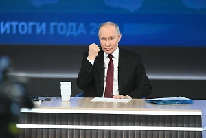 Путин назвал атомную промышленность ключевой для обороноспособности России