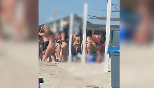 Десятки жителей Одессы устроили драку на пляже из-за песни на русском языке