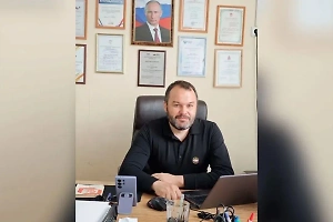 Без руки, но с сердцем: Герой СВО встал во главе пермской школы и теперь учит детей мечтать и побеждать 