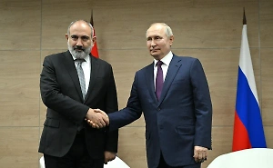 Путин встретился с Пашиняном на полях саммита ШОС