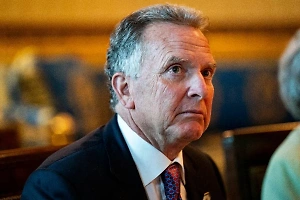 Самолёт с Уиткоффом на борту, предположительно, вылетел из США