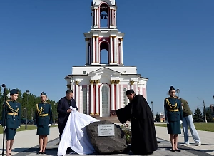В Курске заложили камень для мемориала героям, спасавших людей при вторжении ВСУ