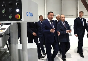 Путину в Перми доложили об использовании российских роботов в ОПК