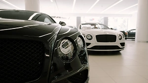 Богатые тоже плачут: Появились цены Maserati, Ferrari и Bentley после пересчёта утильсбора