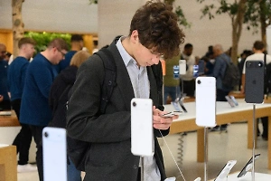 Эксперт назвал месяцы, когда выгоднее всего покупать смартфон