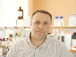 Высокое содержание кофеина, таурина, сахара оказывает выраженное влияние на сердечно-сосудистую и нервную системы, может провоцировать скачки давления, нарушения сна, тревожность и даже панические атаки.