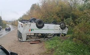 Вверх колёсами: Появилось видео ДТП под Тулой, где из покорёженного автобуса достали 15 раненых