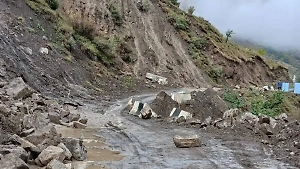 В Дагестане из-за схода селя без транспортного сообщения остались 19 сёл