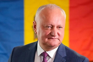 В Молдавии заподозрили власти в желании пойти по румынскому сценарию в выборах