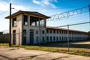 Удрать за 8 минут: У сбежавших из уральского СИЗО террористов был ключ от камеры