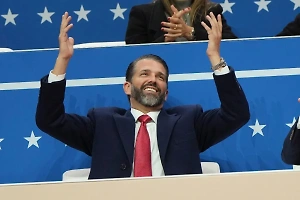 Трамп-младший высмеял пользователей, ставящих в профилях украинские флаги