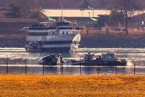 NTSB: США пока не могут назвать точную причину авиакатастрофы в Вашингтоне