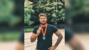 «‎Ничего не говорят»: Мать пропавшего в Босфоре пловца Свечникова страдает от неизвестности