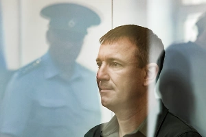 Суд назначил допэкспертизу по делу обвиняемого в мошенничестве генерала Попова