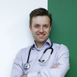 Первый вред, который кислые конфеты и мармелад могут оказать, — это вред на язык и саму полость рта. Если мы во рту будем долго держать кислоту, это приведёт к стоматиту, гингивиту, пародонтозу и другим неприятностям