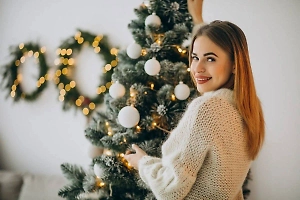 В какие дни декабря нельзя наряжать ёлку, чтобы не навлечь беду: Советы астролога