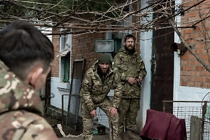 Жители Херсона пожаловались на украинских бойцов, грабящих дома