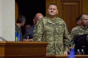 Политолог раскрыл, кому выгодна установка прослушки в кабинете Залужного