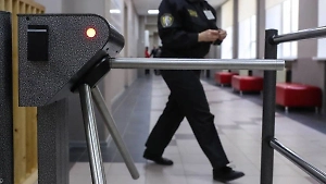 Сотрудница охраны школы в Перми умерла прямо на рабочем месте