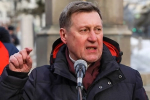 Мэр Новосибирска Локоть уходит в отставку