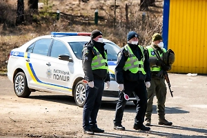 На Украине признали правду о вручении повесток на блокпостах