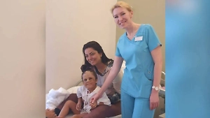 Девочка с "маской Бэтмена" на лице перенесла первую операцию в Петербурге