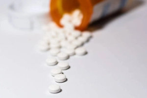 Врач объяснил, почему нельзя принимать средства от глистов для профилактики