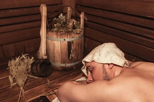 Россиянки массово послали своих мужчин в баню на День защитника Отечества