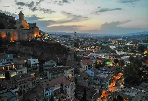 В Грузии заявили, что страну за закрытыми дверями призывали отправить военных на Украину